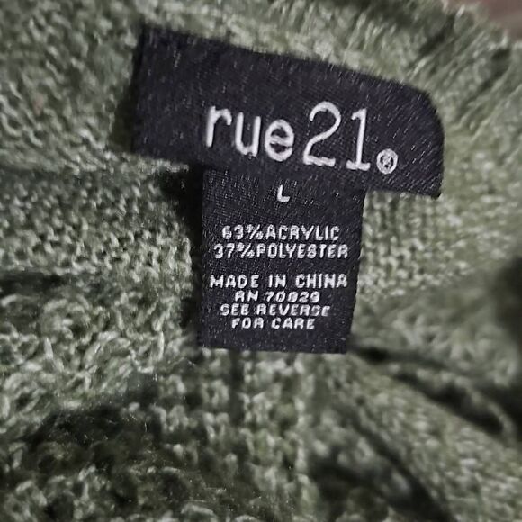 Rue 21 Sweater. Longsleeve. Fashion Design Distressed Hem. - Picture 6 of 6